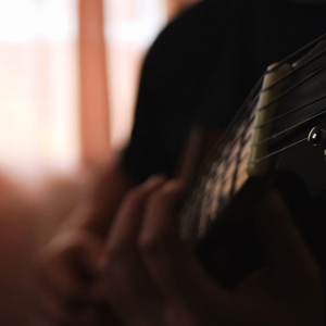 瑞士家庭乱伦图片成视频
